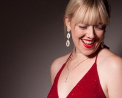 Elly Hoyt - a night of jazz in the Court House