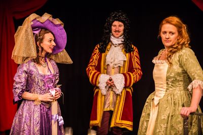 Nell Gwynn (On the House Review)