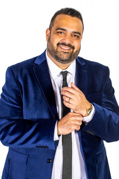 Dane Simpson – 100% Hits